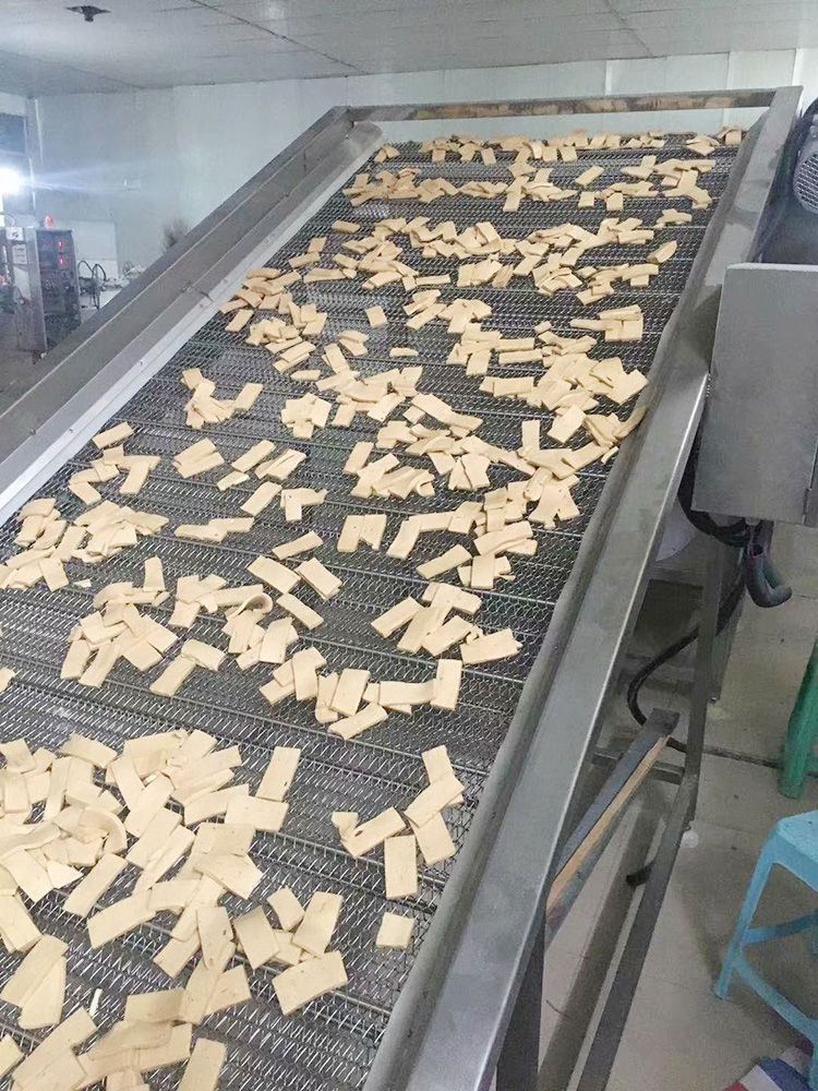 輸送機在食品生產線